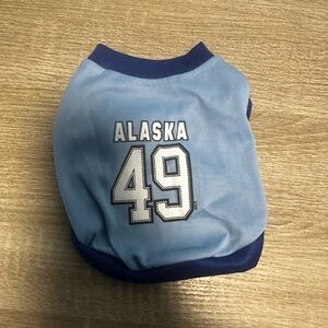 NWOT Blue Alaska 49 Pet Sweater